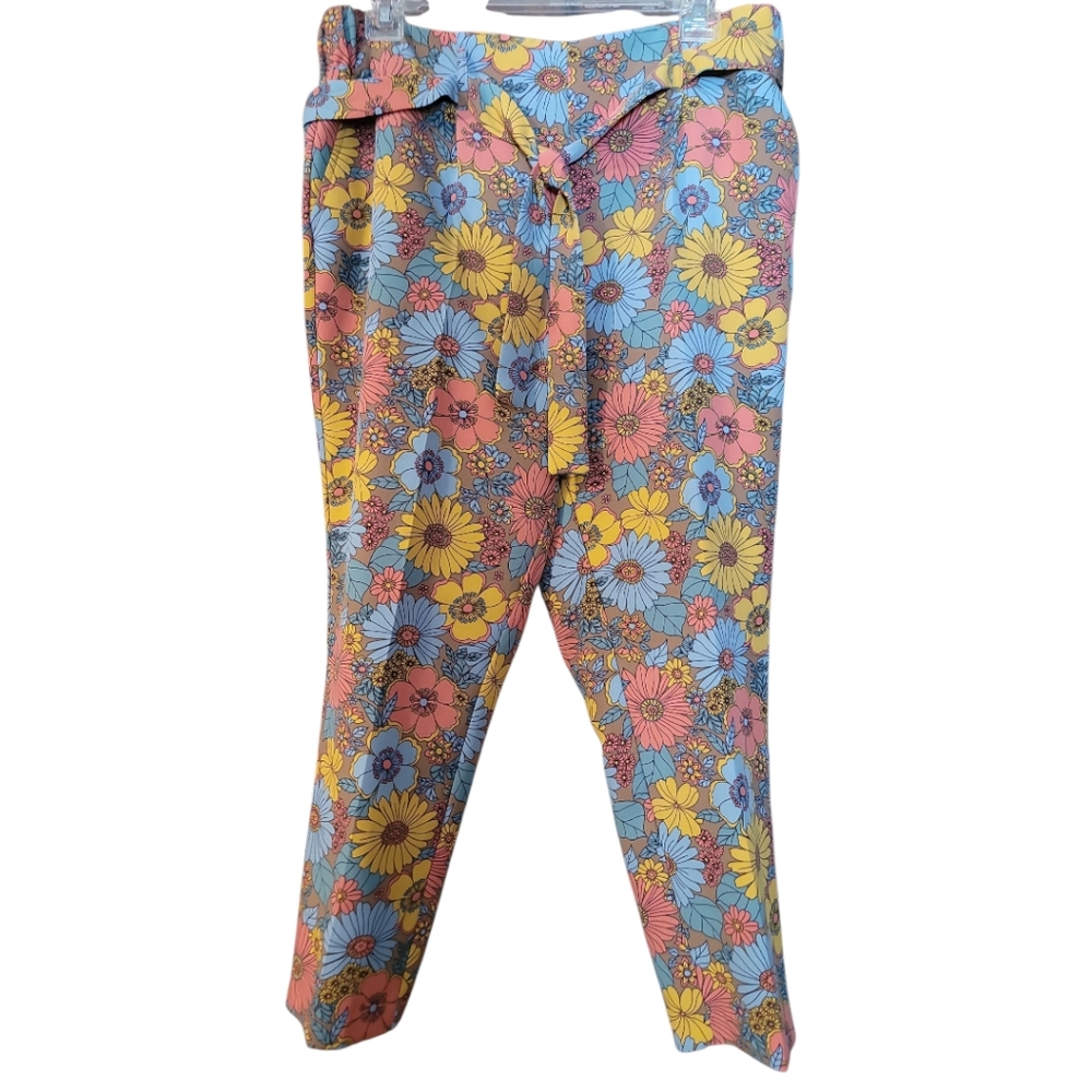ONE pants cropped pull-on Lg floral colorful self tie belt comfy chic bohemian